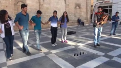 Şanlıurfa'da 'Stadyumlar Grup Yorum'a Açılsın' Eylemi