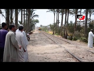 أهالي عزبة فؤاد بالدقهلية يطالبون بإغاثتهم من «مزلقان الموت»