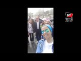 قصة صورة| «سيلفى» السيسى مع متسابقى « Cairo runners»