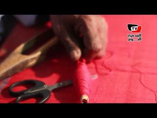 فن صناعة الـ«سكارف» النوبي