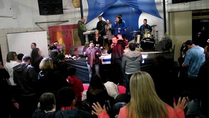 HOLY SPIRIT - JESUS CULTURE (MINISTÉRIO REINO - ESPÍRITO SANTO+MINISTRAÇÃO PR. FRANCIS)