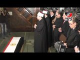 محلب وقائد المنطقة المركزية العسكرية يتقدمان جنازة عبد العزيز حجازي