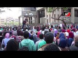 مئات الطلاب بجامعة القاهرة يتظاهرون احتجاجاً على براءة مبارك