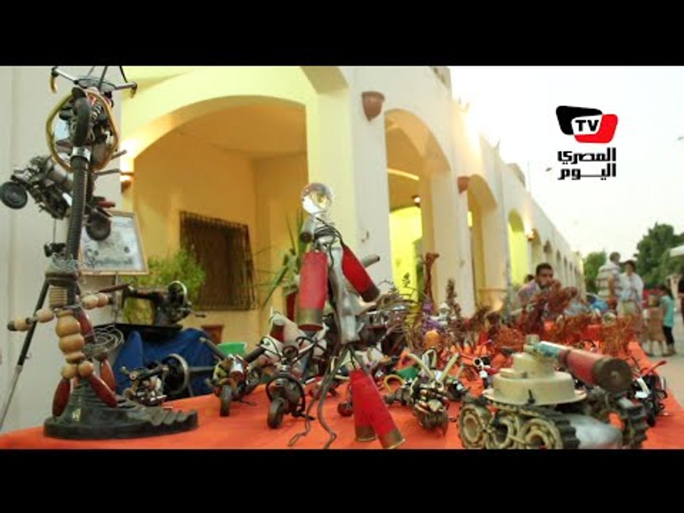 نفايات البحر الأحمر فى معرض.. طيور وزجاجات بلاستيكية وأحذية: «البلاستيك مش فانتاستيك»