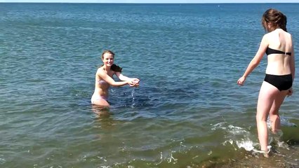 Børnene fanger sild, Vejlby 2012 013