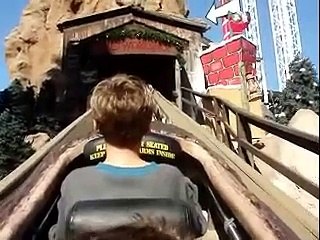 Knott's Berry Farm Log Ride