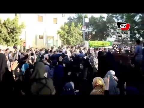 الألاف من أهالي الدقهلية يشيعون جثامين ٣ من أبنائهم قتلوا علي يد ميليشيات بليبيا