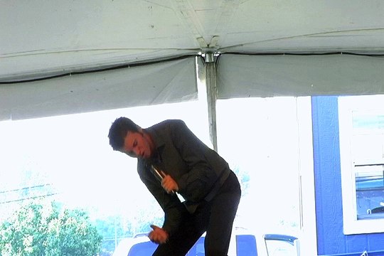 Kavan Hashemian sings 'If I Can Dream' Elvis Week