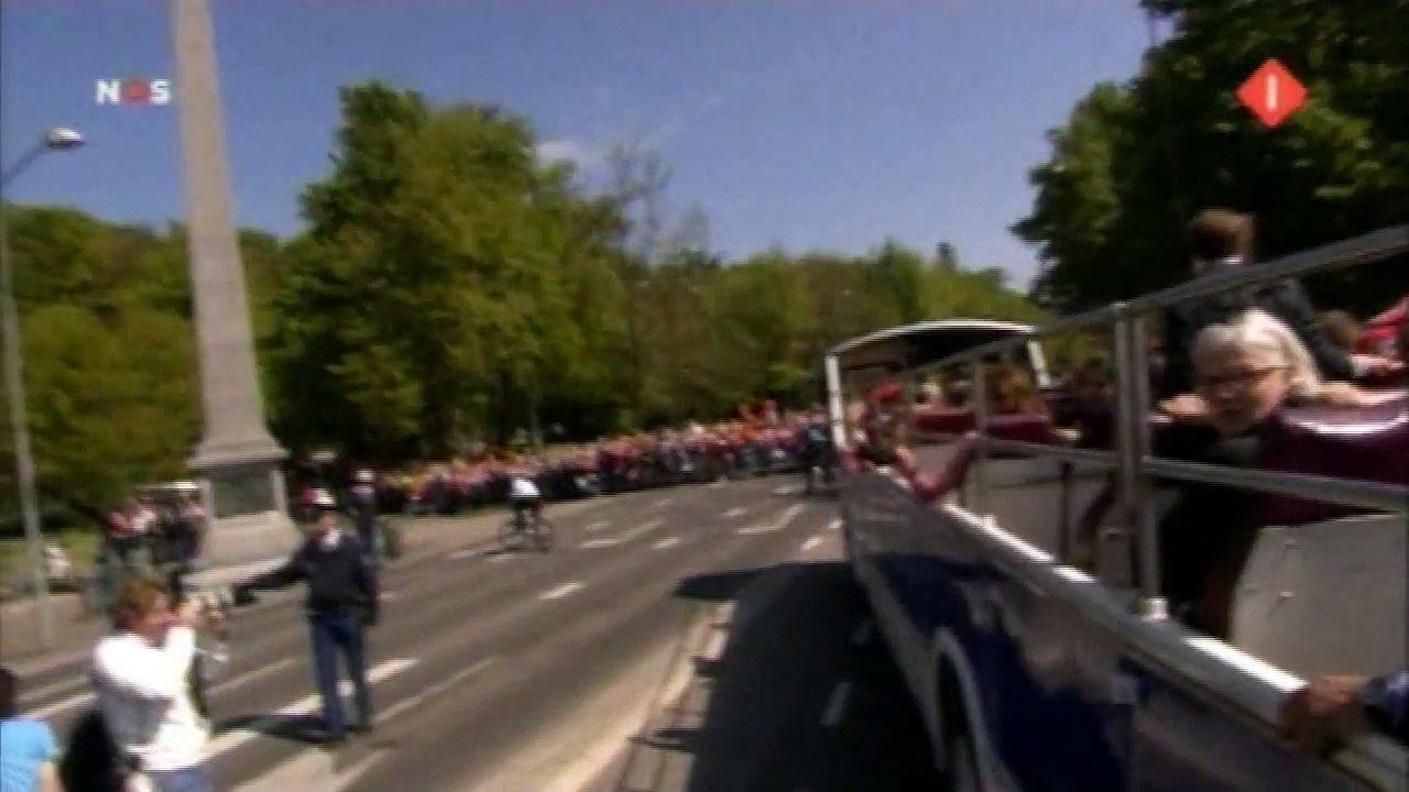 Aanslag (DE NAALD) Koninginnedag Apeldoorn 2009