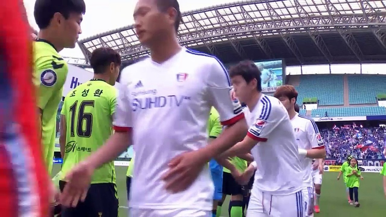 K-League: Ex-Schalker Edu ballert weiter