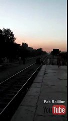 7UP Tezgam Speeding120 Past Drigh Colony karachi-Pakistan Railways