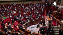 Francia, deputati approvano controversa riforma dell'intelligence
