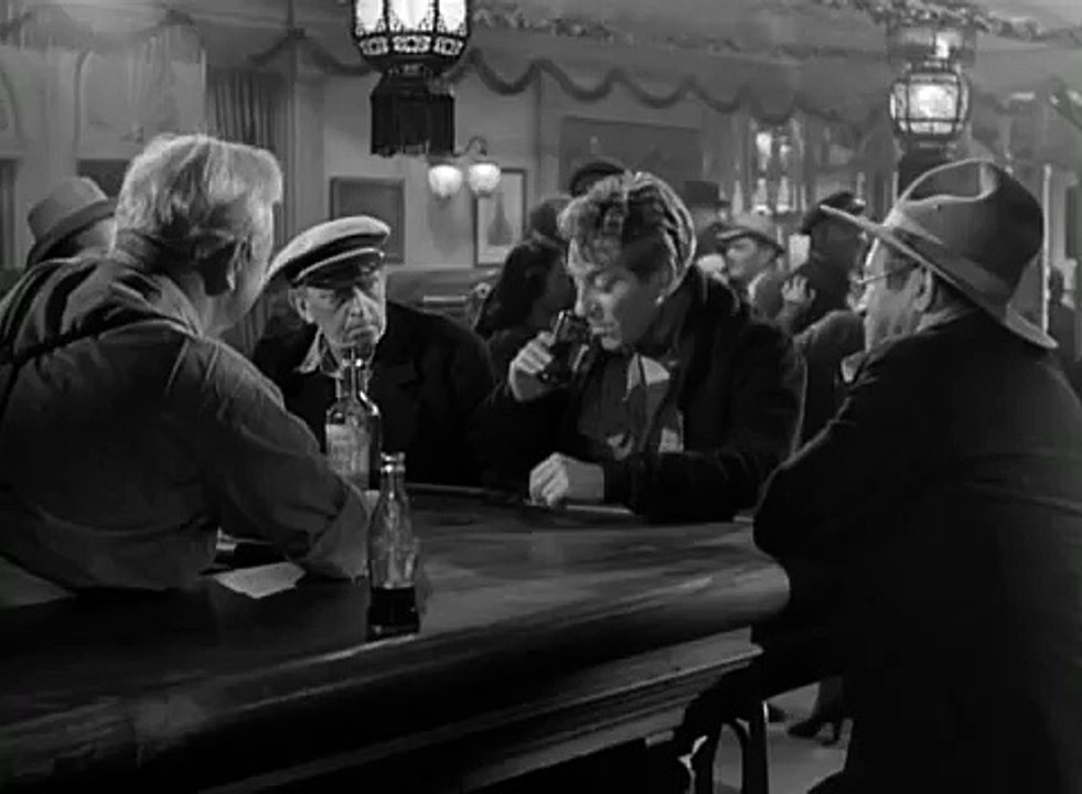 Полнолуние / Moontide (1942)