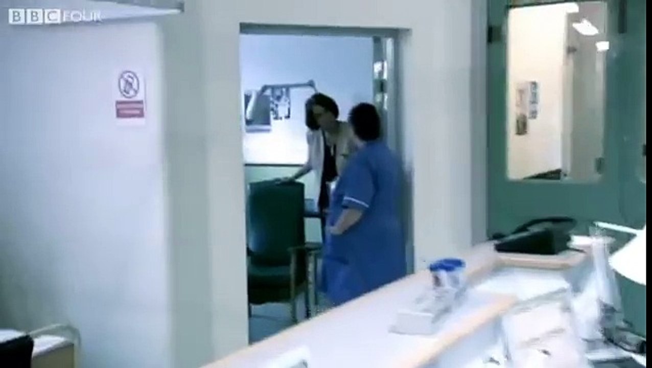 Getting On - Comedy on BBC Four - Lost stool sample