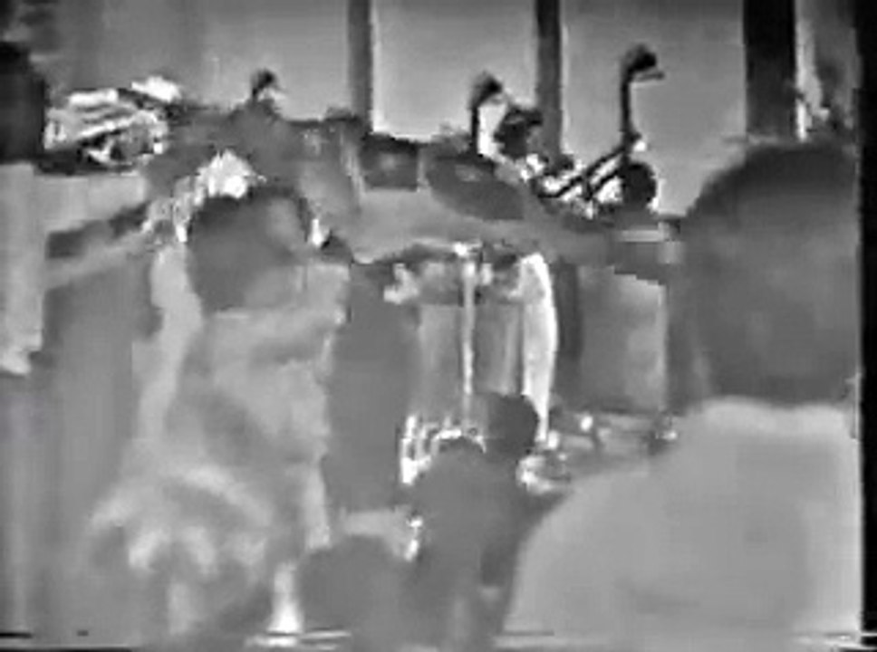 4º Festival de MPB TV Record 1968 Tom Zé - São, São Paulo