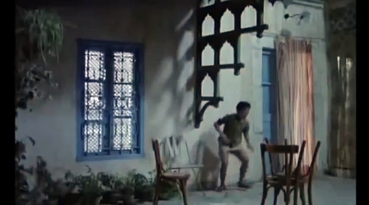Asfour Stah Trailer