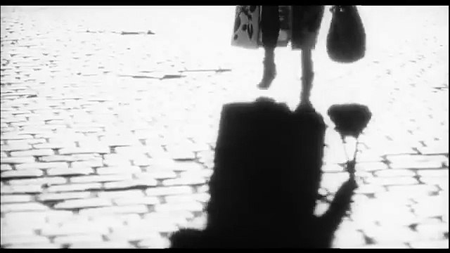 German Trailer for Die Unberührbare (aka No Place To Go) with Hannelore Elsner Film