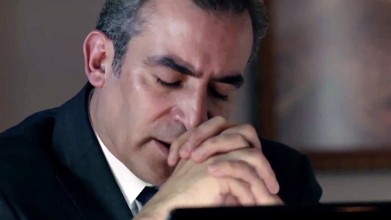 Promo serie El Dandy con Poncho Herrera