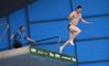 Un spectateur maboul saute du plongeoir pendant les championnats du monde de plongeon!