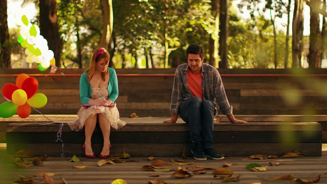 Curta: Love is Easy
