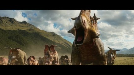 Sur la Terre des Dinosaures - Teaser (13) VO