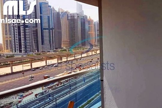 Stunning 2 B/R Apt. with ceramic flooring and finishing on a high floor at Marina Diamonds 6 Dubai Marina - mlsae.com