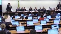 'Corrupção na Petrobras é culpa dos maus políticos'