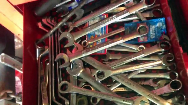 HOW TO Completely Replace Belt Tensioner 97-03 BMW 5-SERIES E39 528I 540I M5 M52