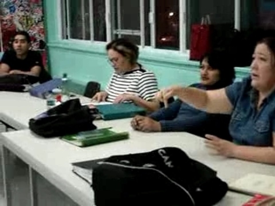 Tourne à droite, marche tout droit...