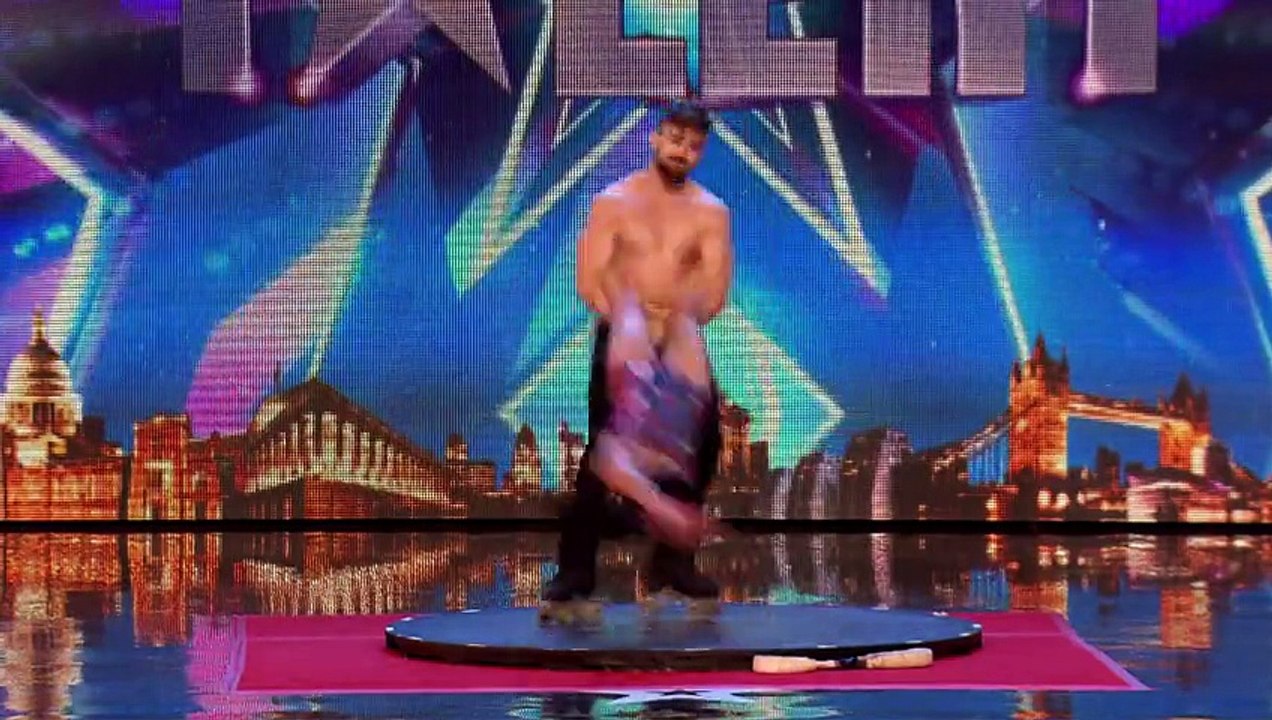 JUDGES GASPED WHEN THEY SAW WHAT THIS BROTHER AND SISTER DID ON STAGE. JUST WILD! justpak.com