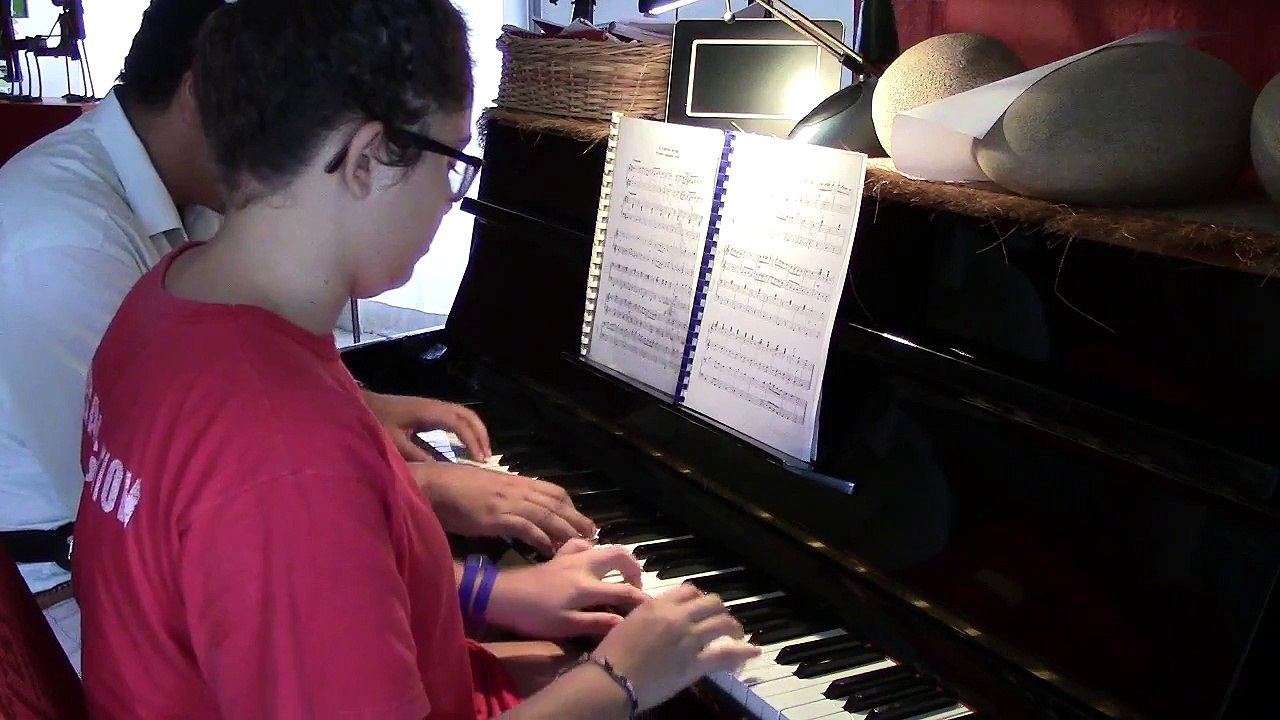Piano - Svetit Mesyats -Светит месяц