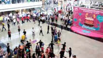 香港國際機場15週年快閃舞  Flash Mob Dance for the 15th Anniversary of the Hong Kong International Airport