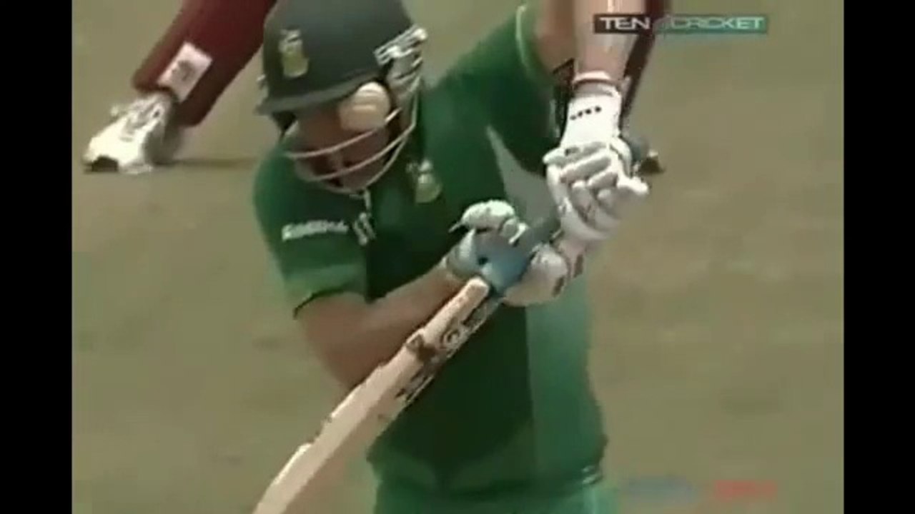 Cricket WORST INJURIES (History)!!!  VIDEO BY TAYYAB