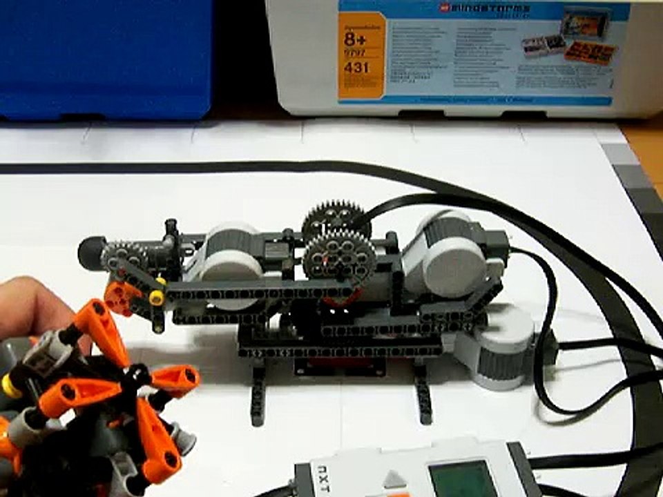 LEGO MINDSTORMS NXT - MISSILE LAUNCHER #1