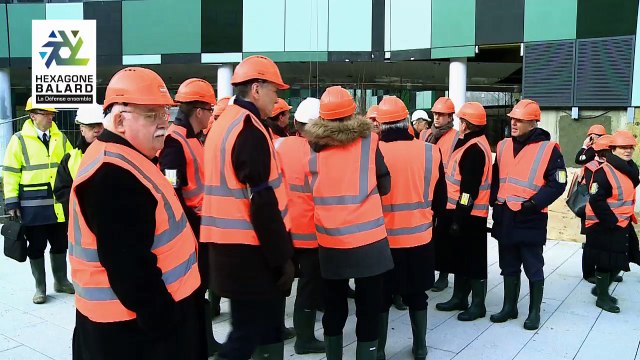 Hexagone Balard : Les Sénateurs en visite à chantier