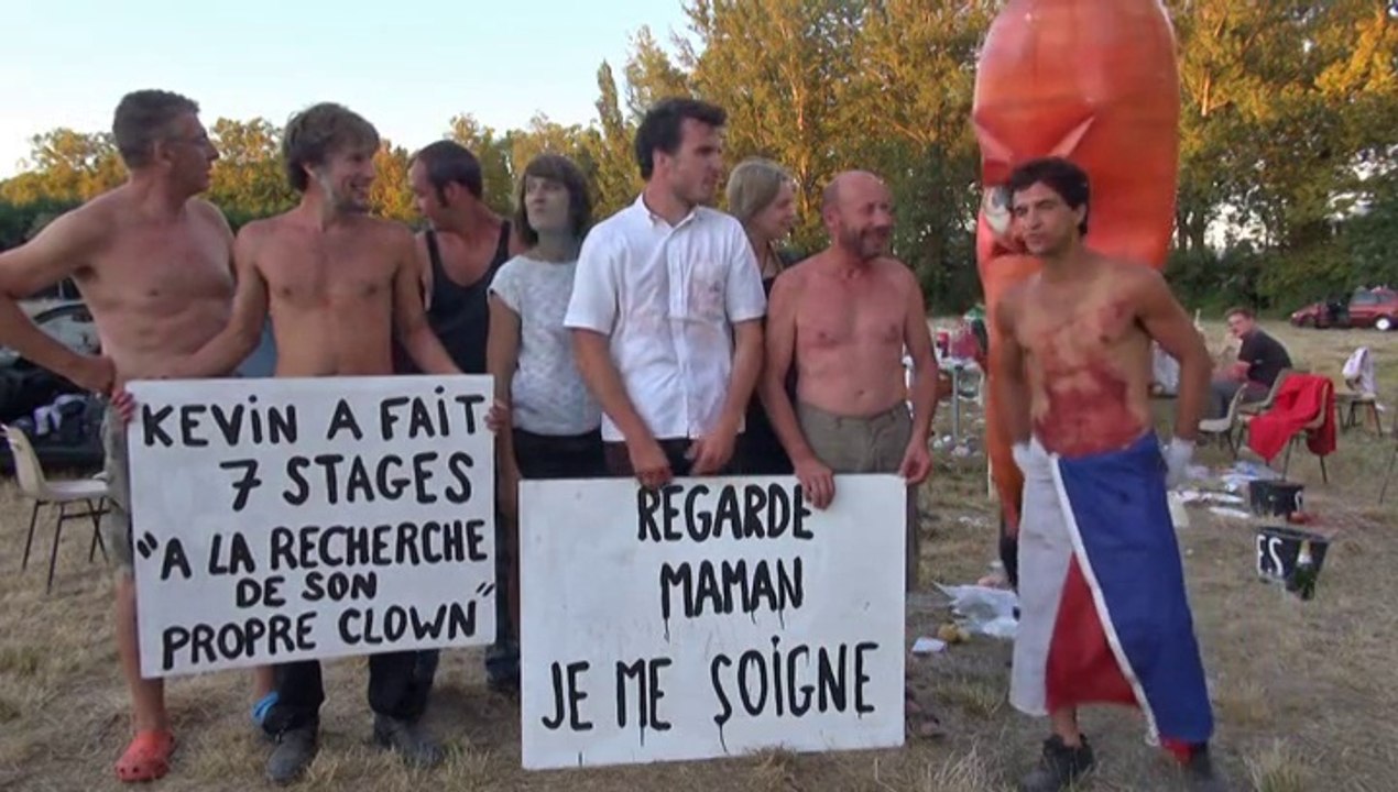 Arts de la Rue - Alixem - TRIP(ES) ou mes parents n'ont pas eu les couilles de faire des enfants