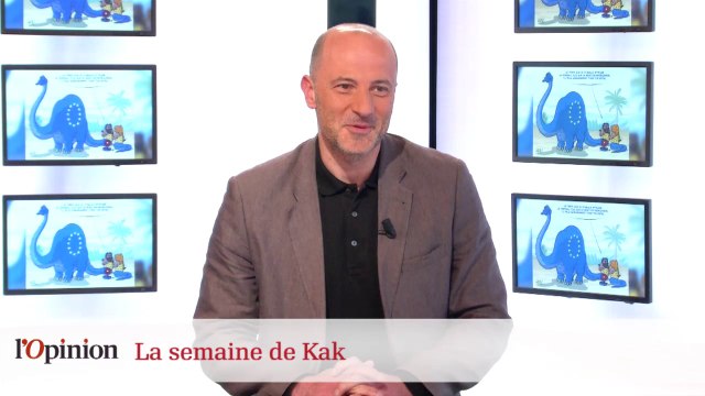 Dessin de Kak : François Hollande auto-stoppeur, Jean-Marie Le Pen en fauteuil roulant