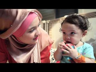 Gaya Unik Marshanda Sebagai Ibu Muda