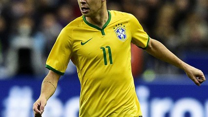 Copa América - Oscar, fuera de la lista de Dunga