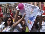 Napoli - Scuola, i docenti in piazza contro il governo (05.05.15)