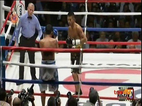 Takashi Uchiyama vs Jomthong Chuwattana 06 05 2015