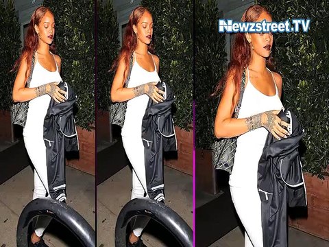 Fashion or blunder- Rihanna suffers nip slip