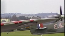 16 Spitfires - Battle Of Britain Airshow 2010