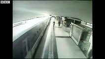 [PS] CCTV footage shows Argentina station train crasH