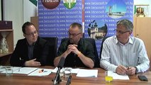 Sajtótájékoztató 2015-05-06 -  Jakab Jácint, Turcsány lászló és Tolnai J sándor önkormányzati képviselők