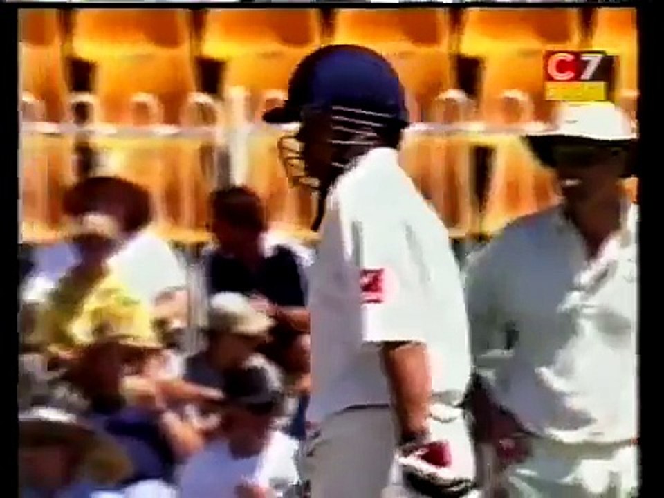 *RARE* Sachin Tendulkar 1st ever dismissal to Brett Lee- tour match 1999