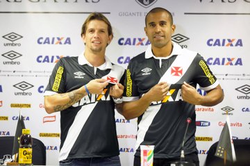 Vasco apresenta dupla com 'pedigree de campeão'