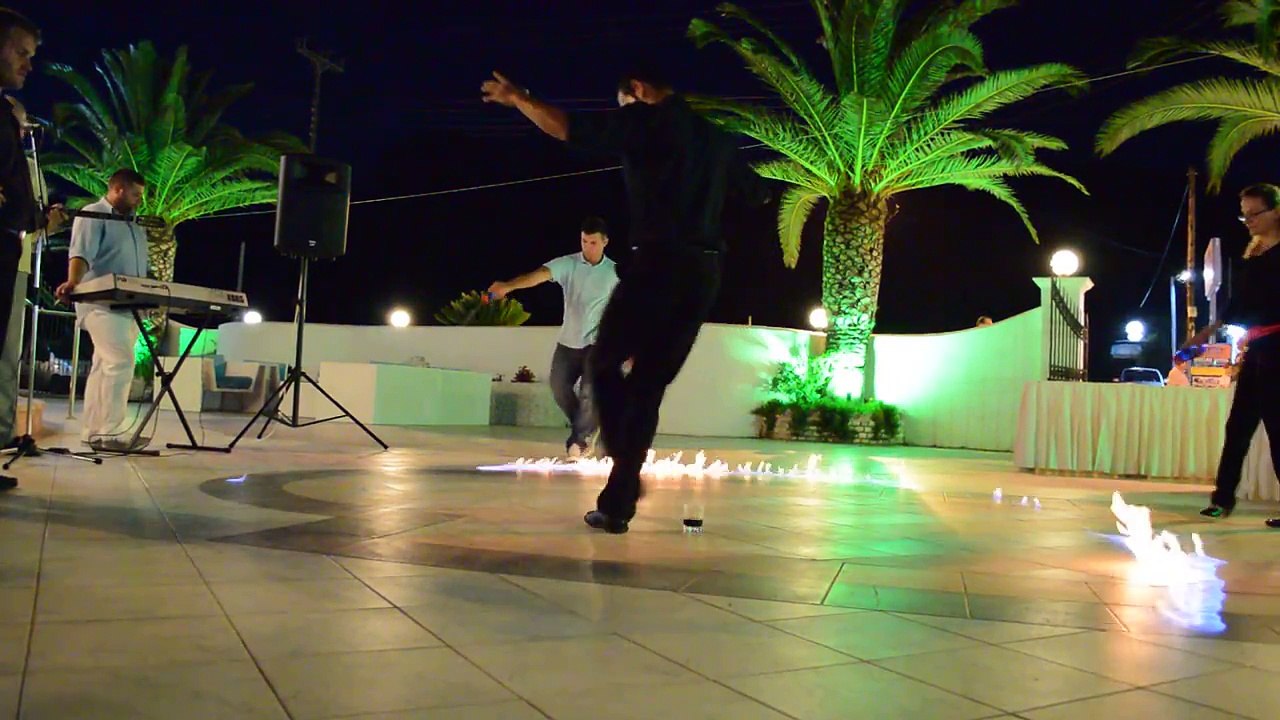 Zeimpekiko  -  Greek Night  Meandros Hotel - Kalamaki Zakynthos .......