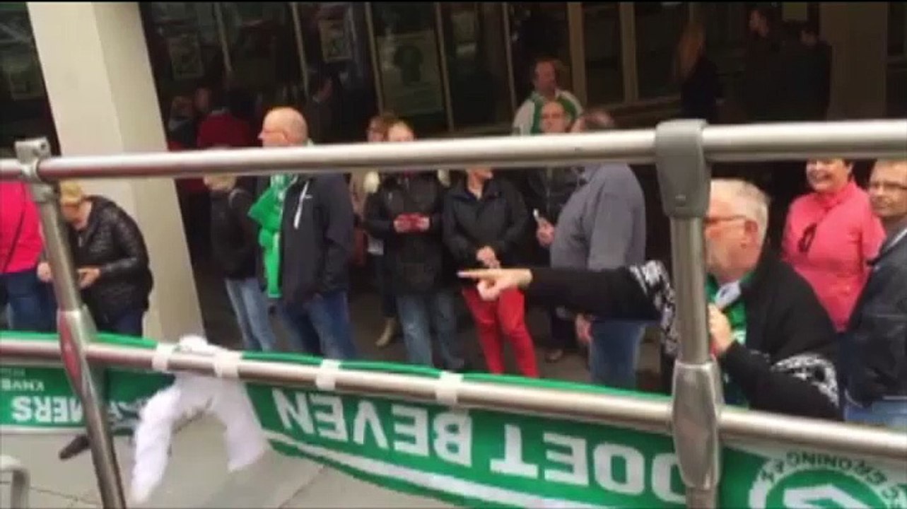 Jong en oud klaar voor huldiging FC Groningen - RTV Noord