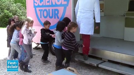 Le bus du Science Tour a fait escale à Troyes